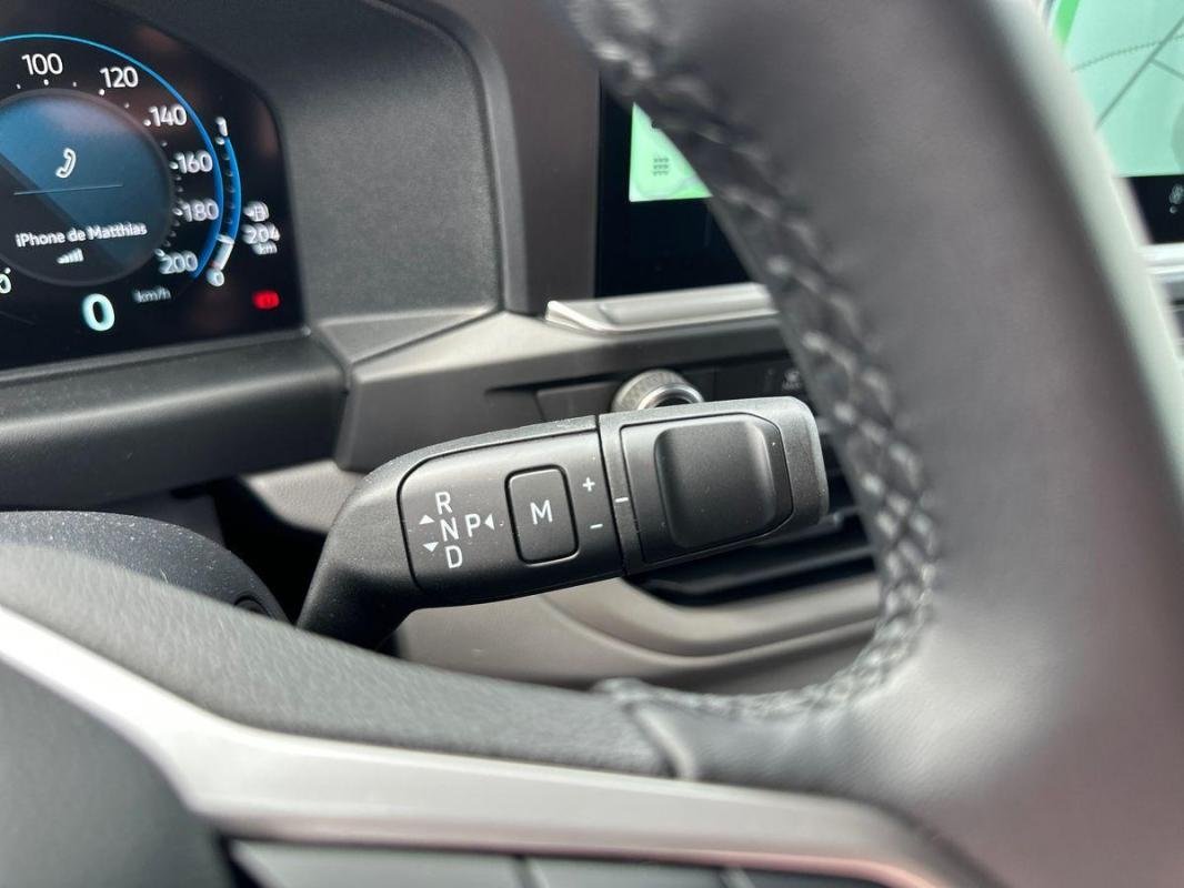 Volkswagen Transporter - Photo 11