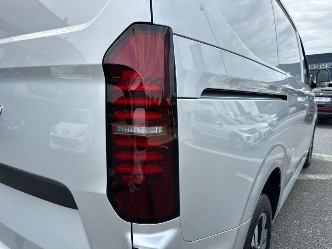Volkswagen Transporter - Photo 30