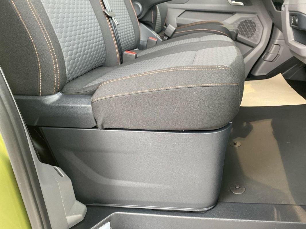 Volkswagen Transporter - Photo 14