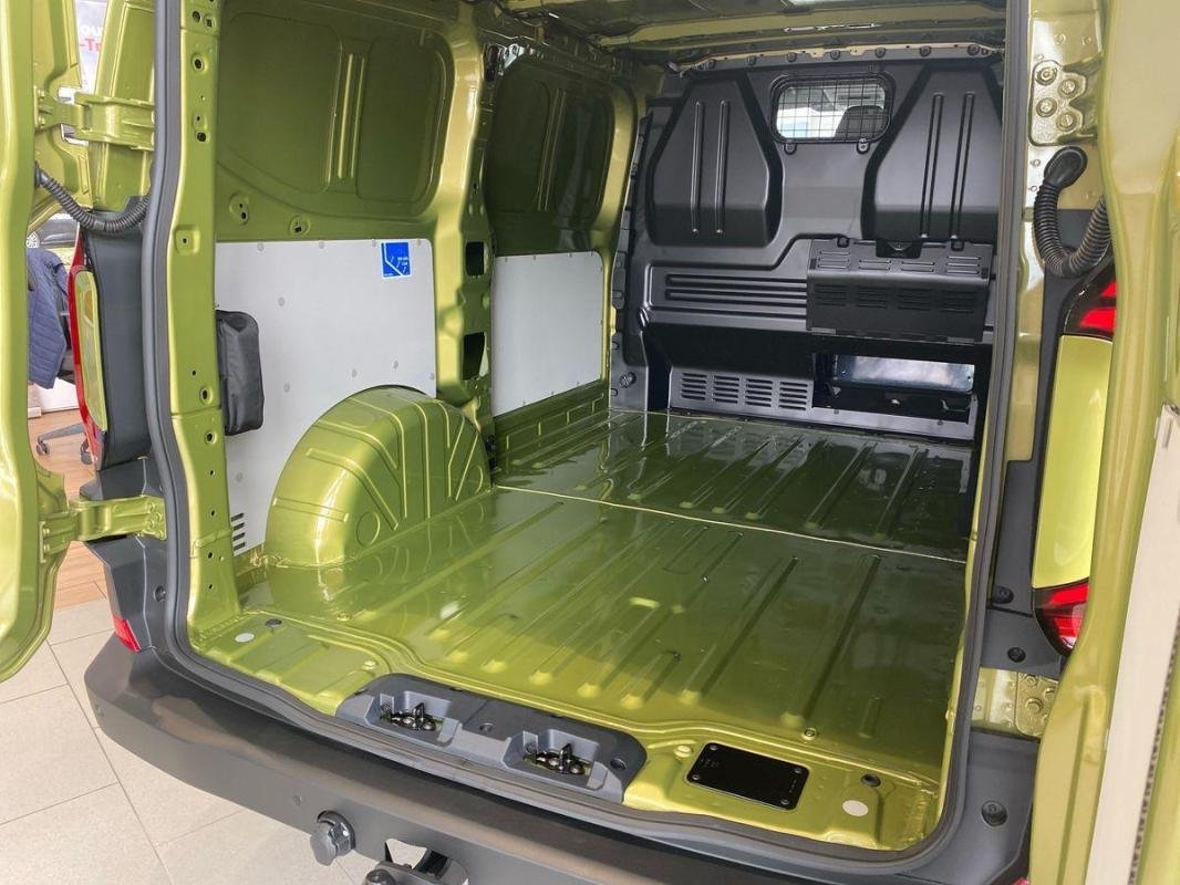 Volkswagen Transporter - Photo 32