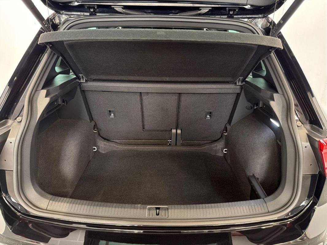 Volkswagen Tiguan - Photo 31
