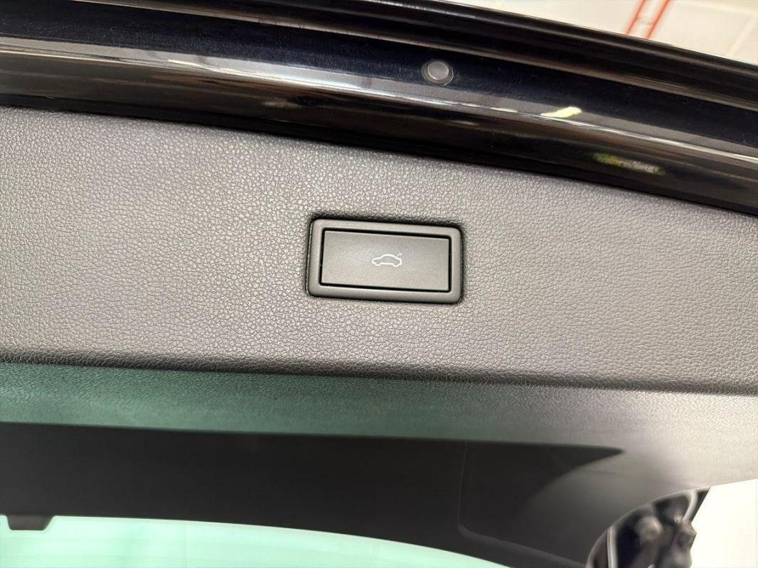 Volkswagen Tiguan - Photo 33