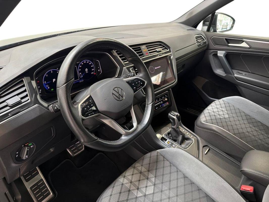 Volkswagen Tiguan - Photo 9