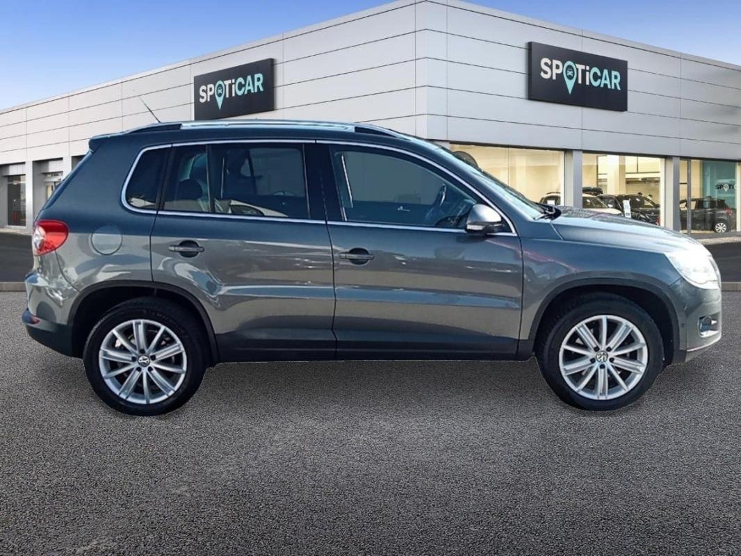 Volkswagen Tiguan - Photo 4