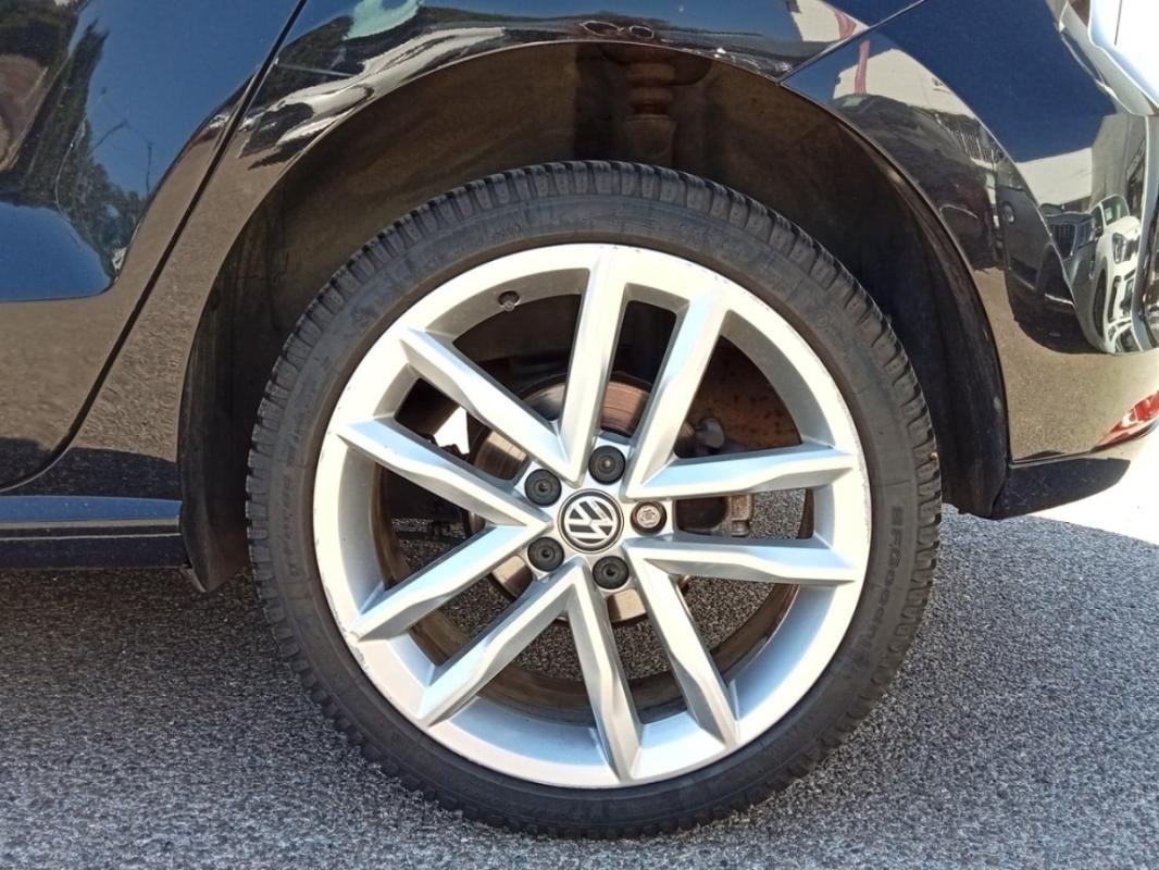 Volkswagen Polo - Photo 11