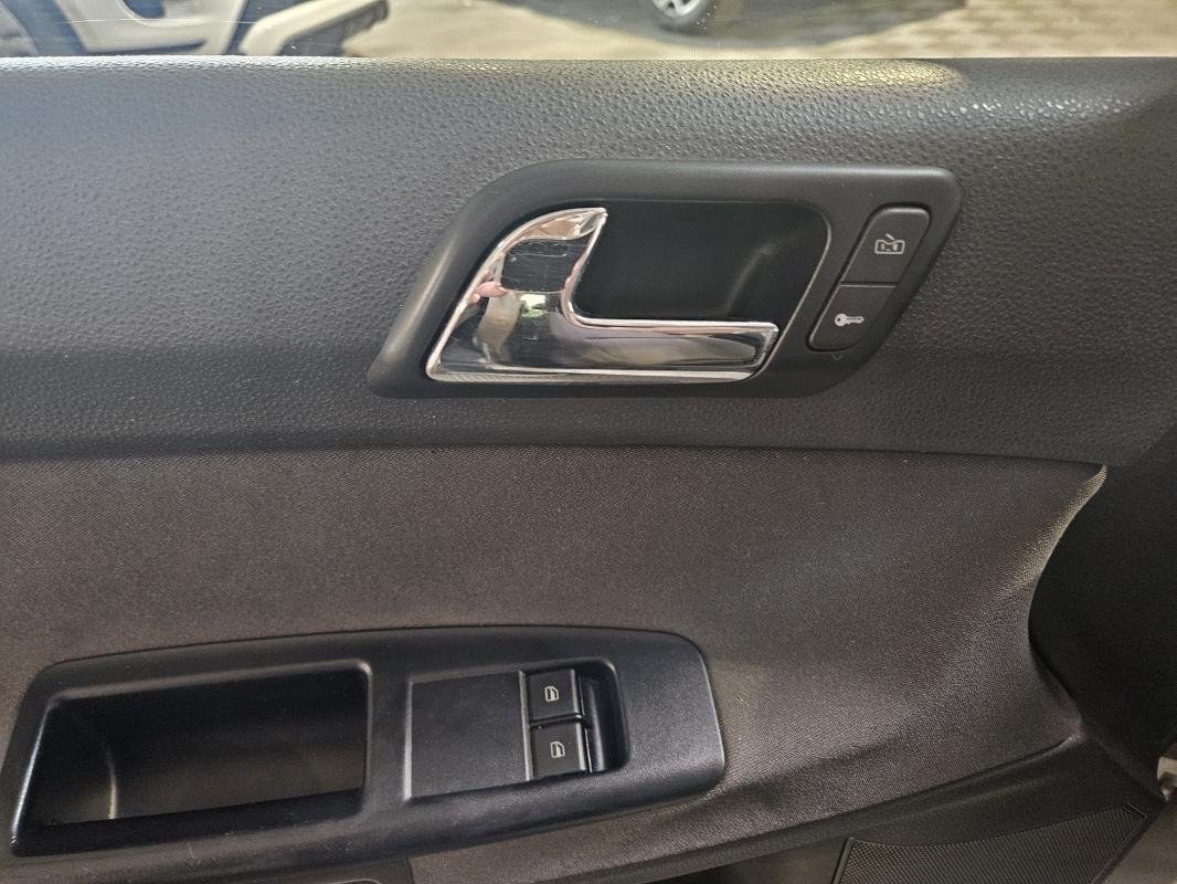 Volkswagen Polo - Photo 18