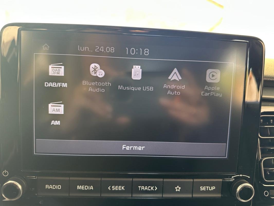 Kia Rio - Photo 12