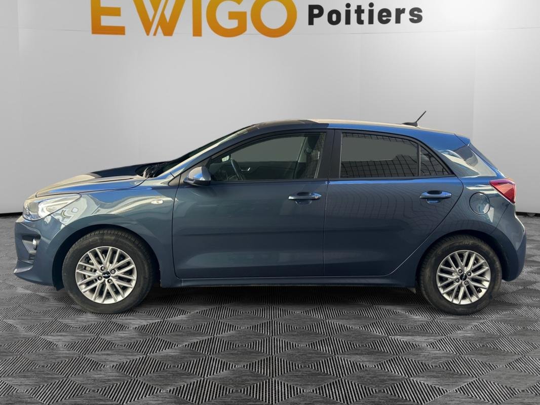 Kia Rio - Photo 3