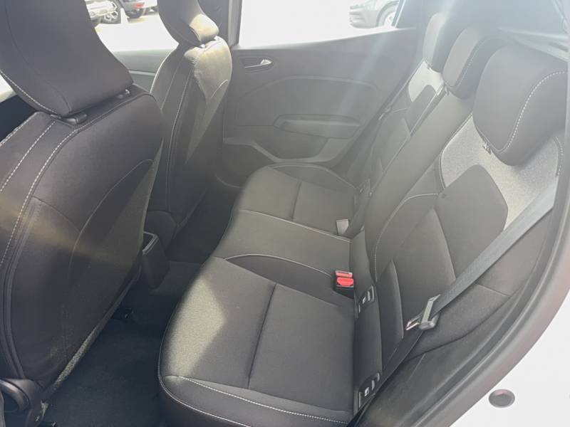 Renault Clio - Photo 16
