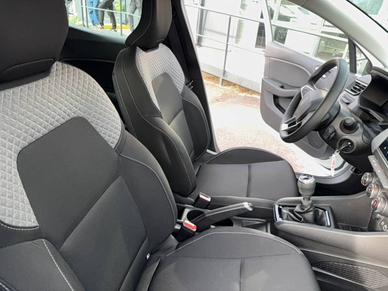 Renault Clio - Photo 12