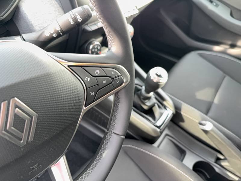 Renault Clio - Photo 21