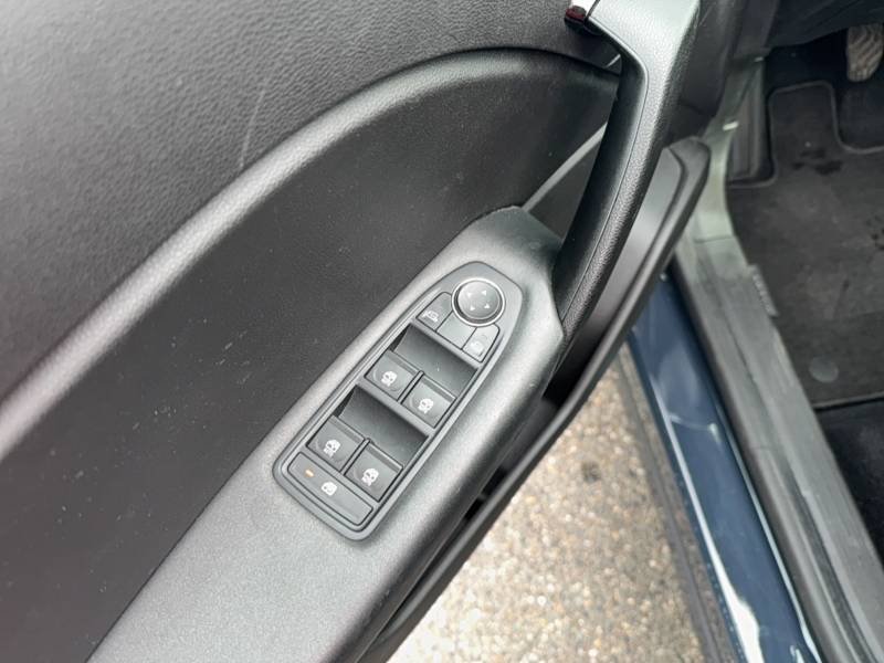 Renault Captur - Photo 18
