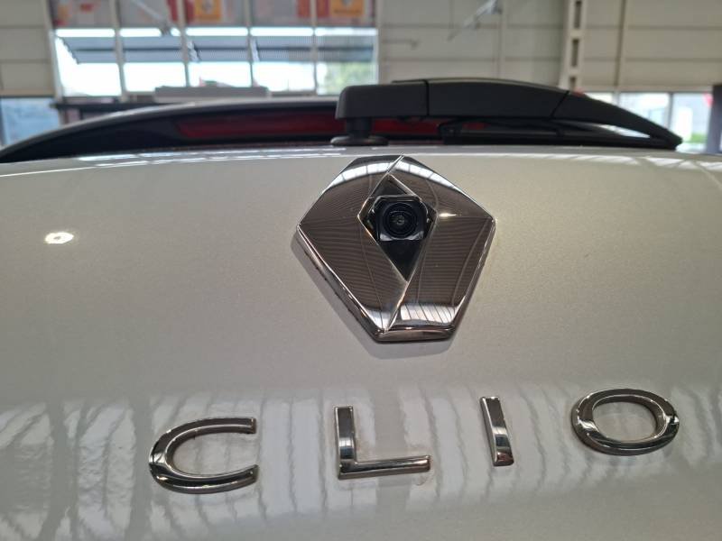 Renault Clio - Photo 21