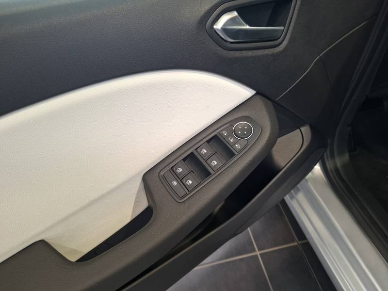 Renault Clio - Photo 24