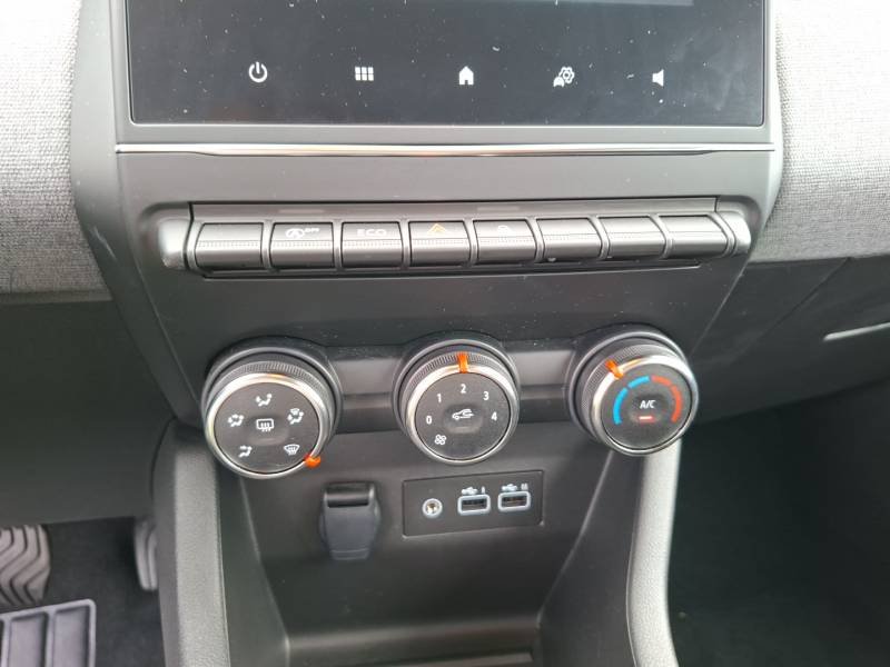 Renault Clio - Photo 28