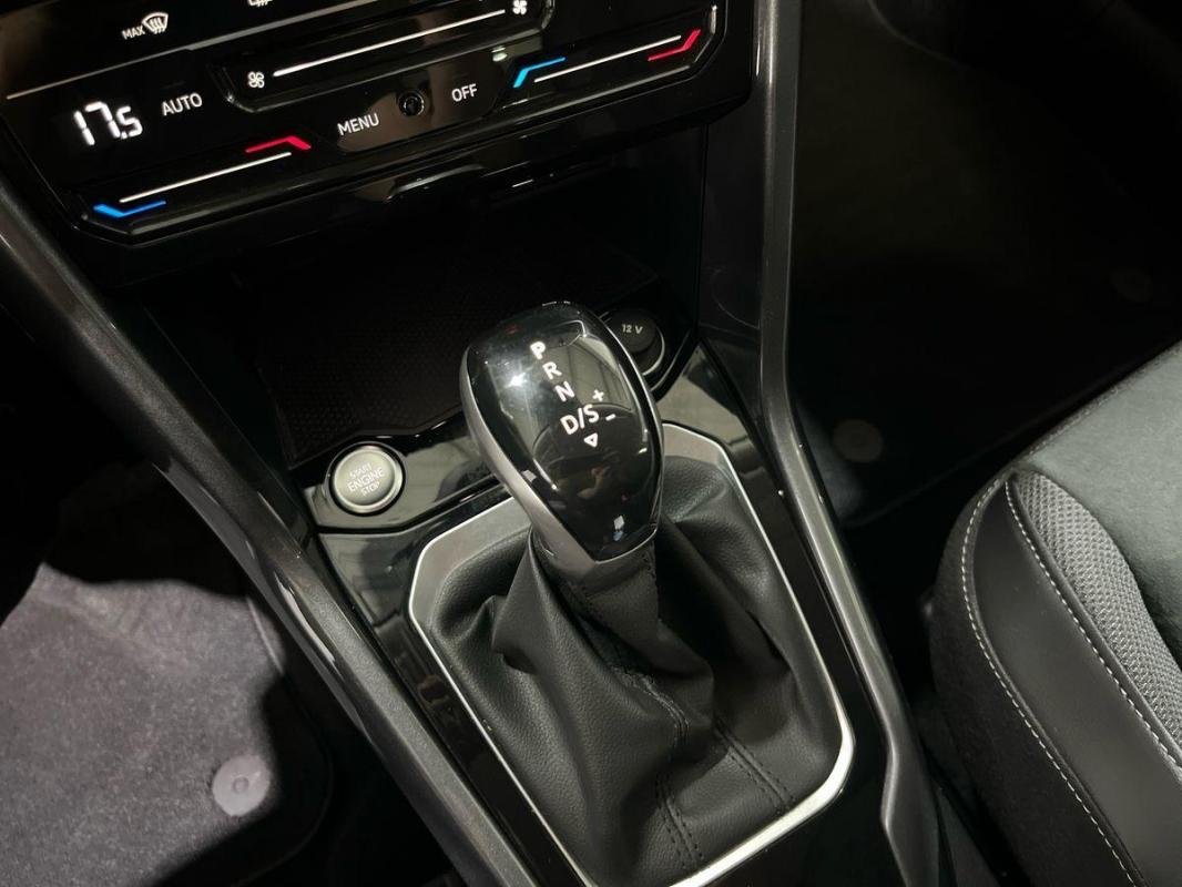 Volkswagen T-Roc - Photo 11