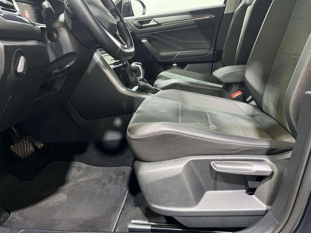 Volkswagen T-Roc - Photo 14