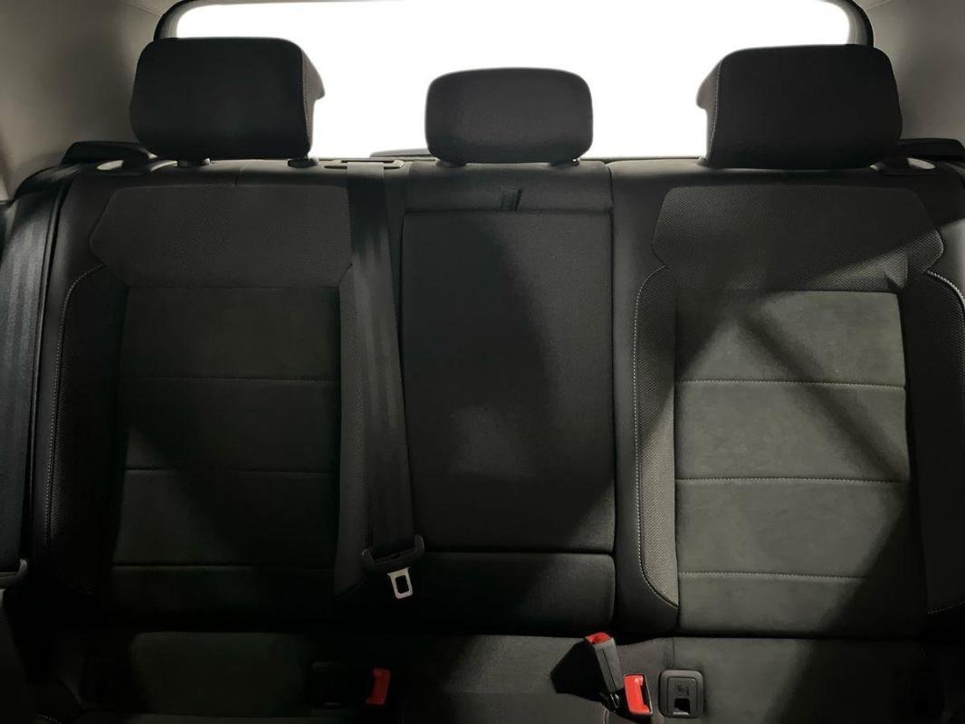 Volkswagen T-Roc - Photo 22