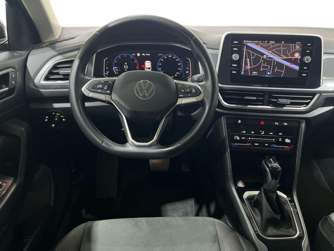 Volkswagen T-Roc - Photo 24