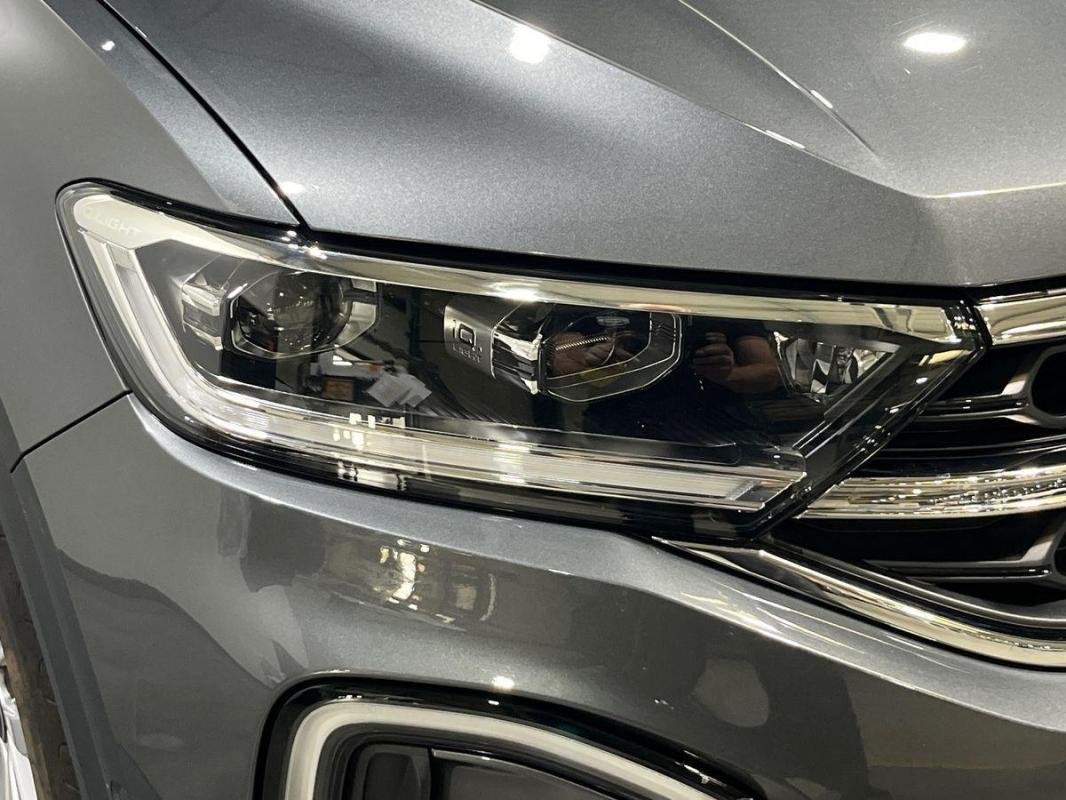 Volkswagen T-Roc - Photo 25