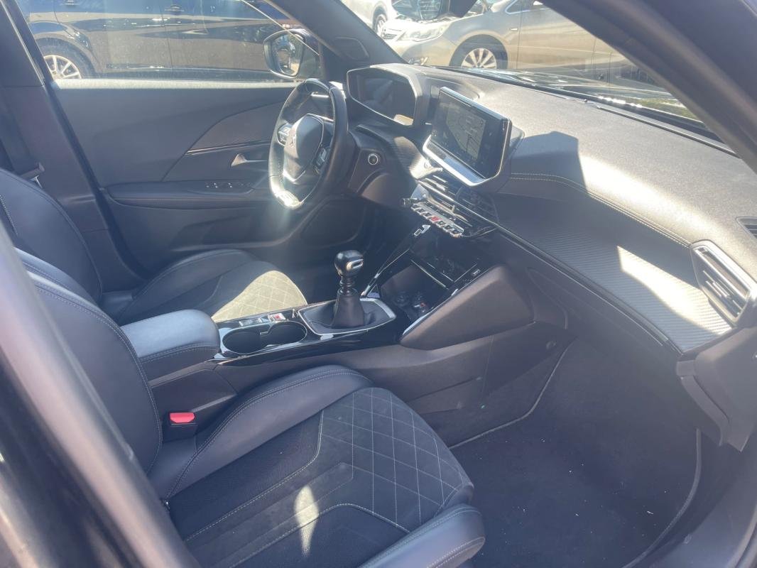 Peugeot 2008 - Photo 9