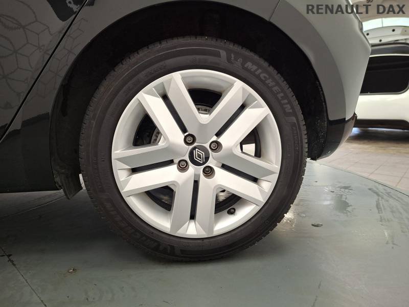 Renault Clio - Photo 16
