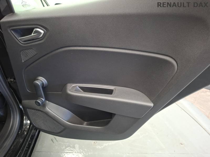 Renault Clio - Photo 21