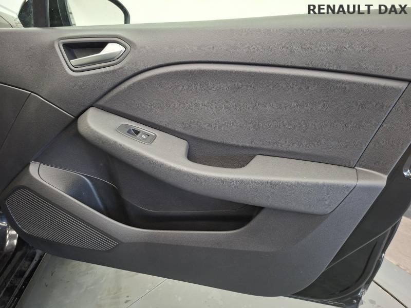 Renault Clio - Photo 22
