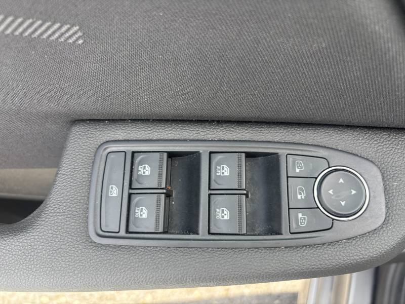 Renault Clio - Photo 22
