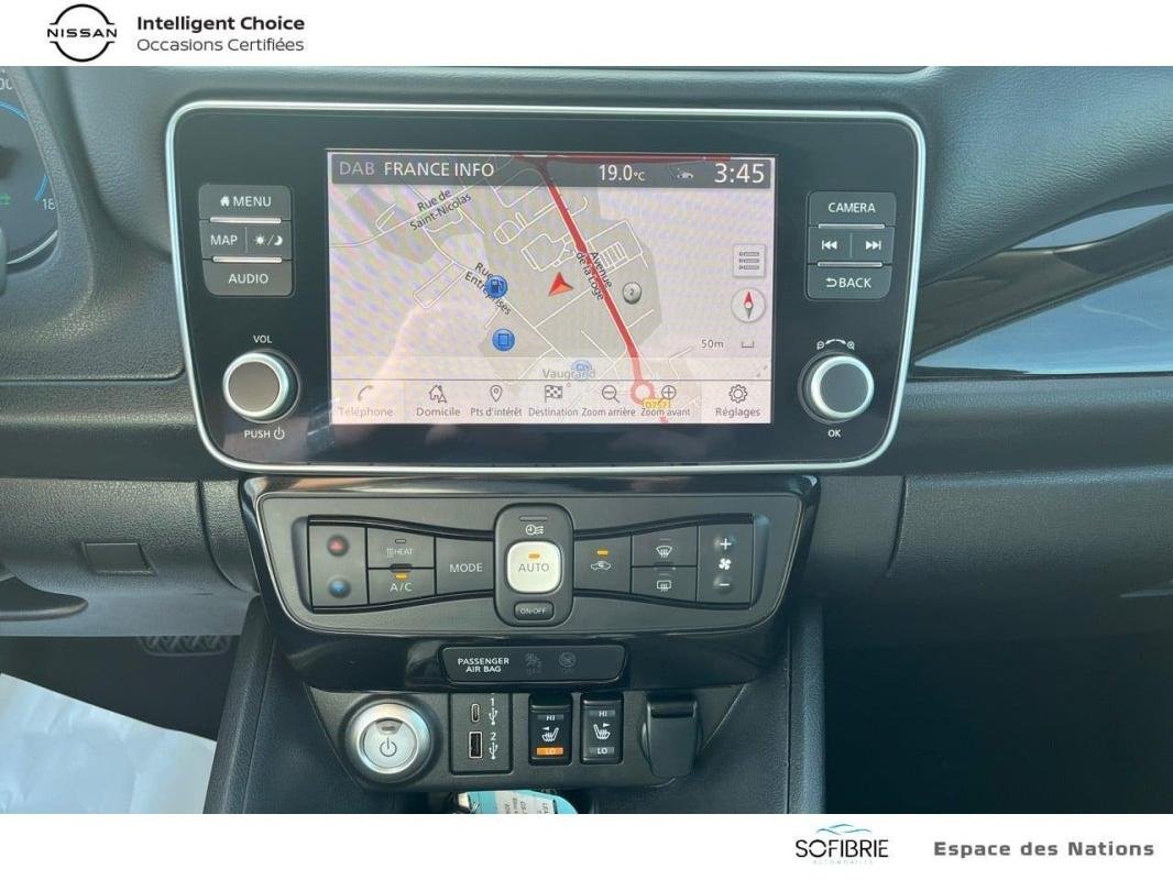 Nissan Leaf - Photo 8