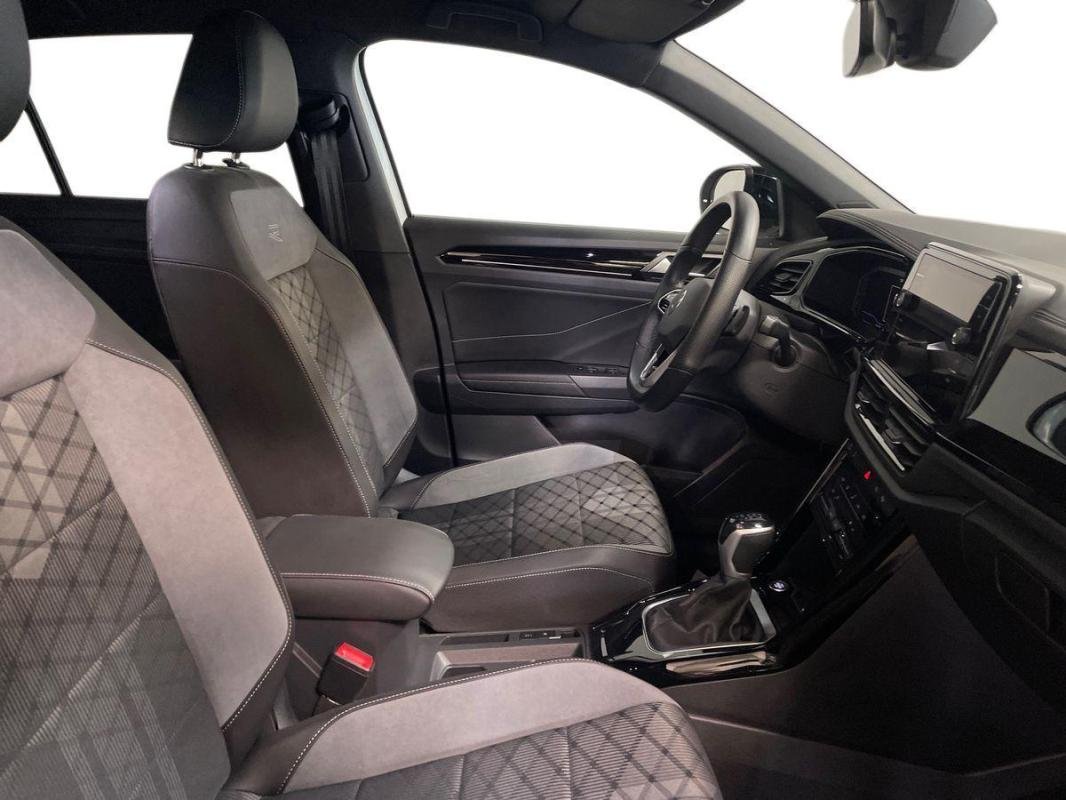 Volkswagen T-Roc - Photo 13