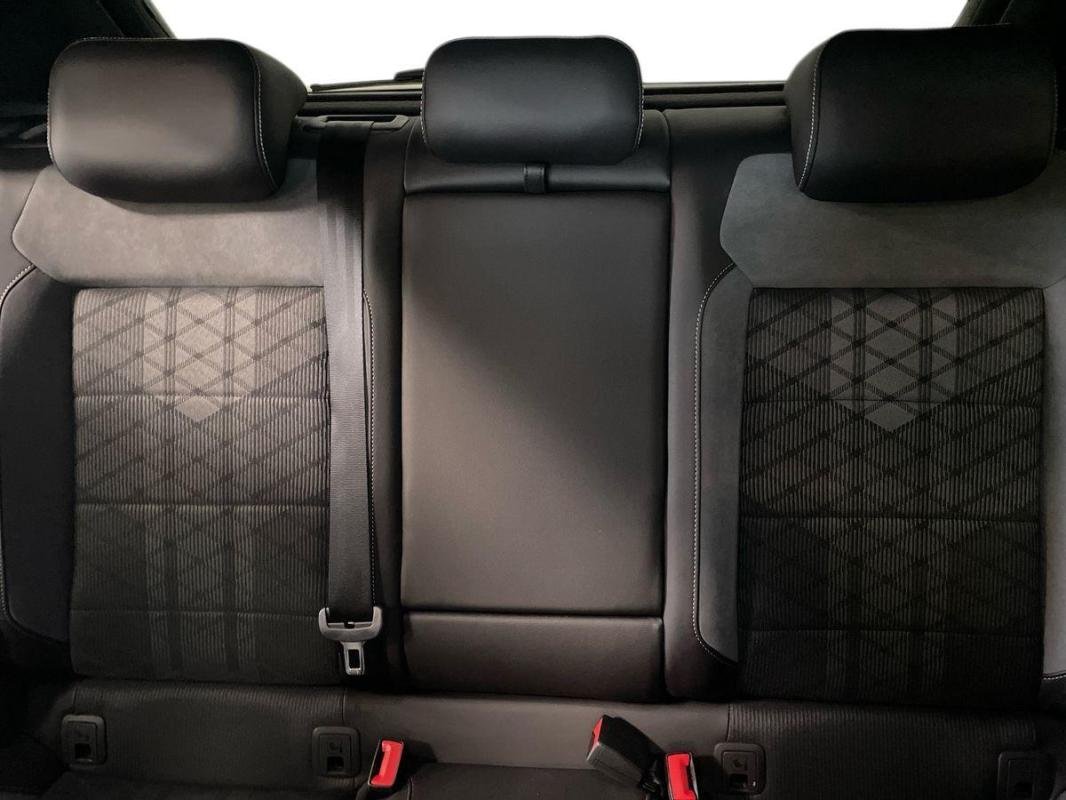Volkswagen T-Roc - Photo 22