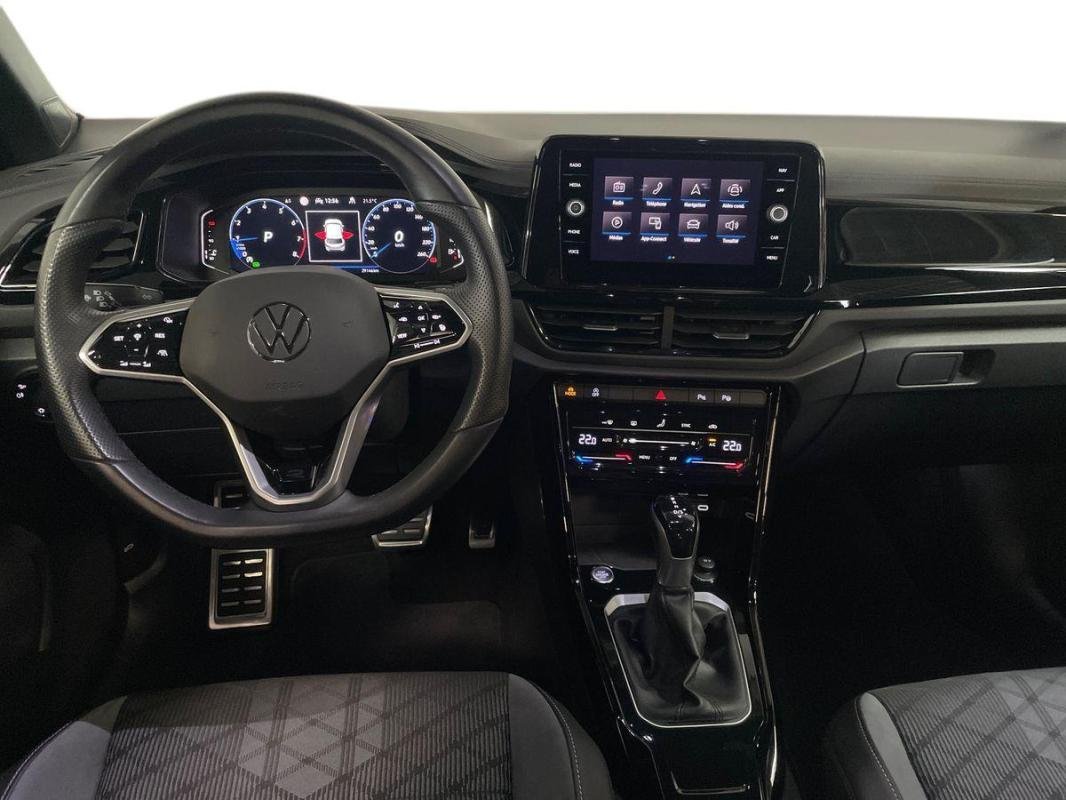 Volkswagen T-Roc - Photo 24