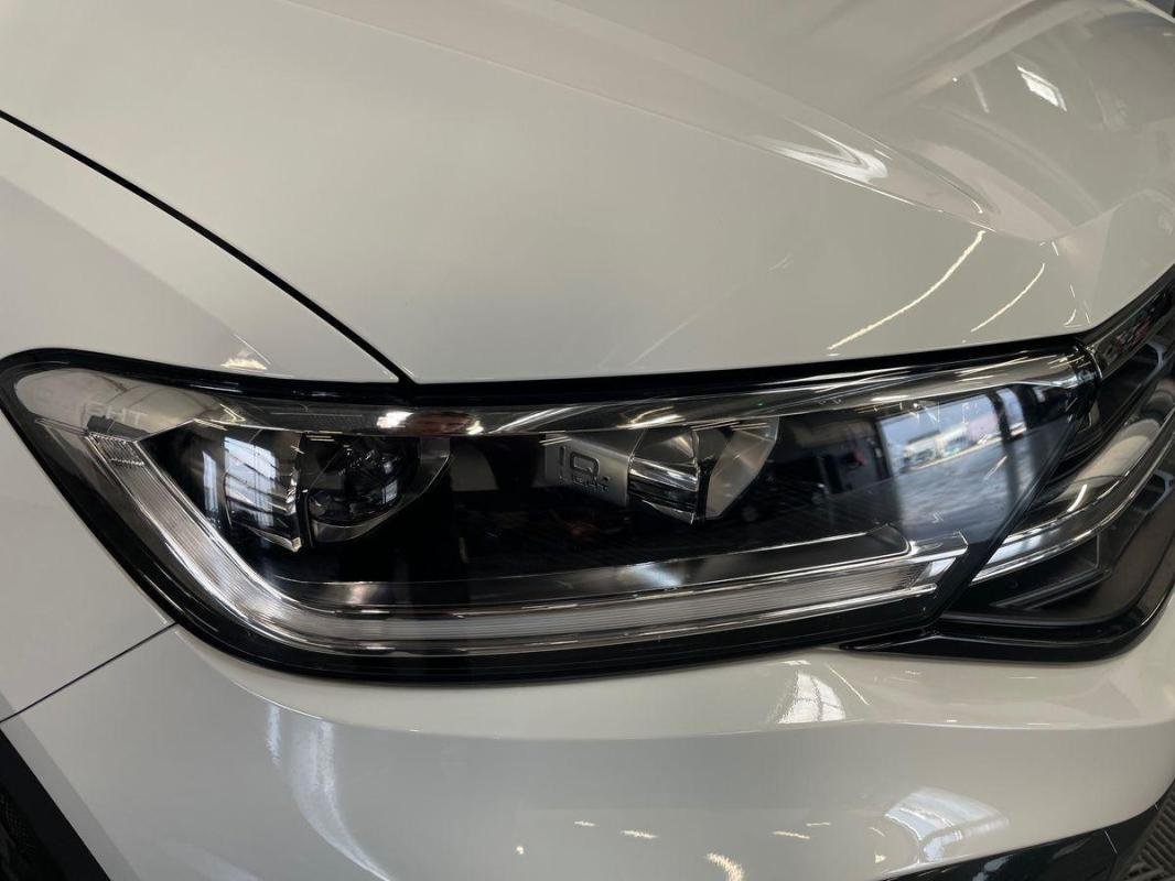 Volkswagen T-Roc - Photo 26