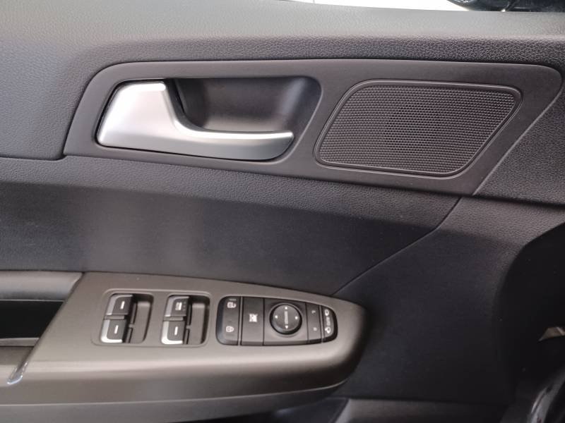 Kia Sportage - Photo 38