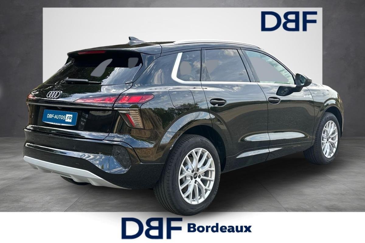 Audi Q3 - Photo 30