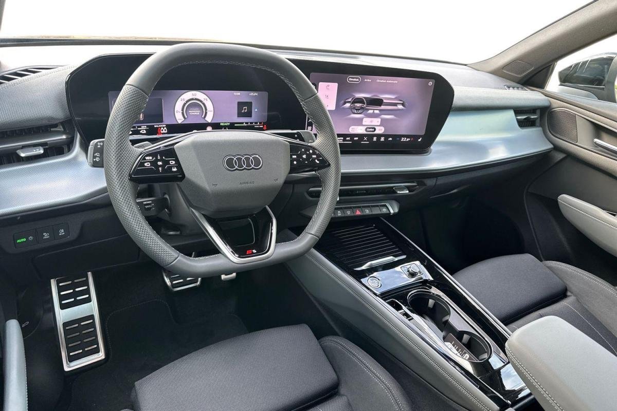 Audi Q3 - Photo 6