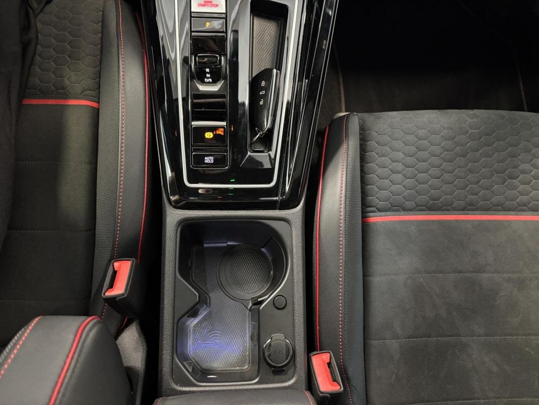 Volkswagen Golf - Photo 23