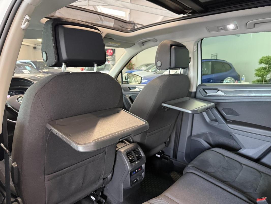 Volkswagen Tiguan - Photo 13