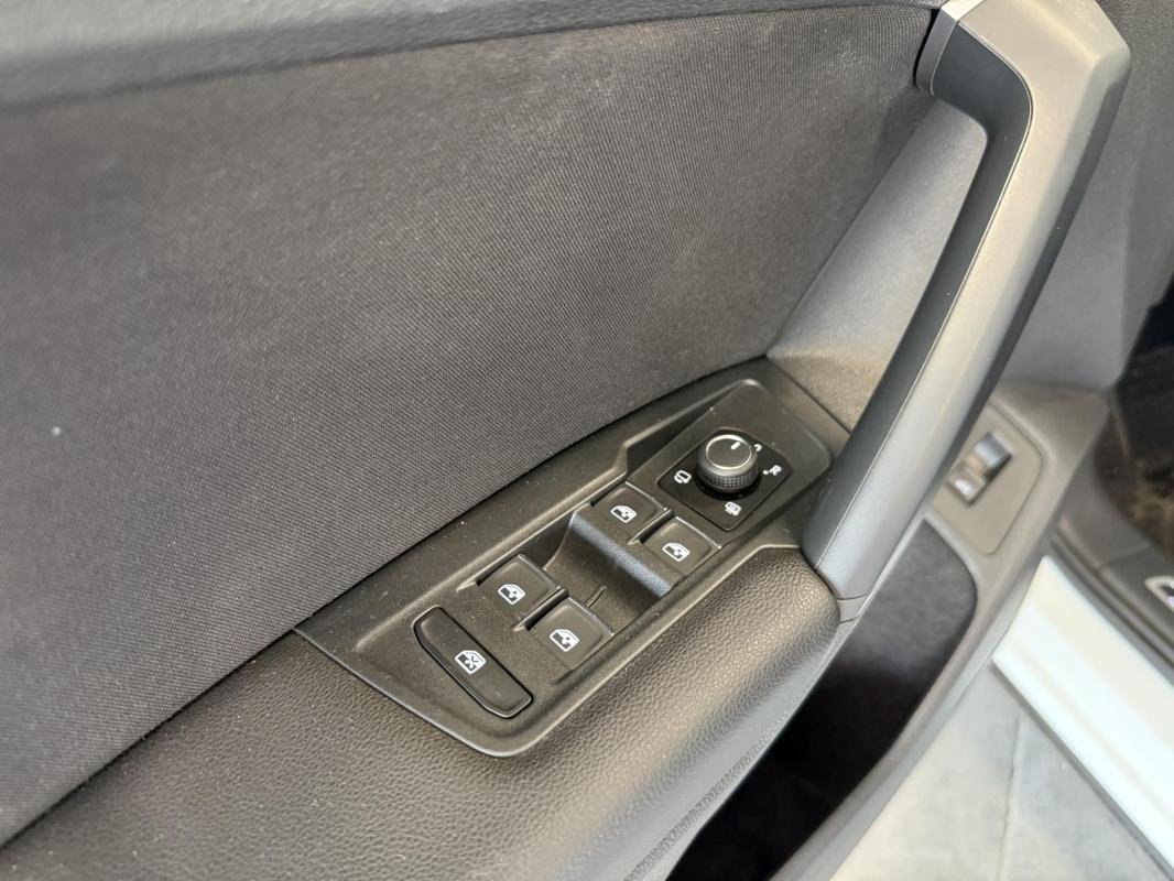 Volkswagen Tiguan - Photo 16