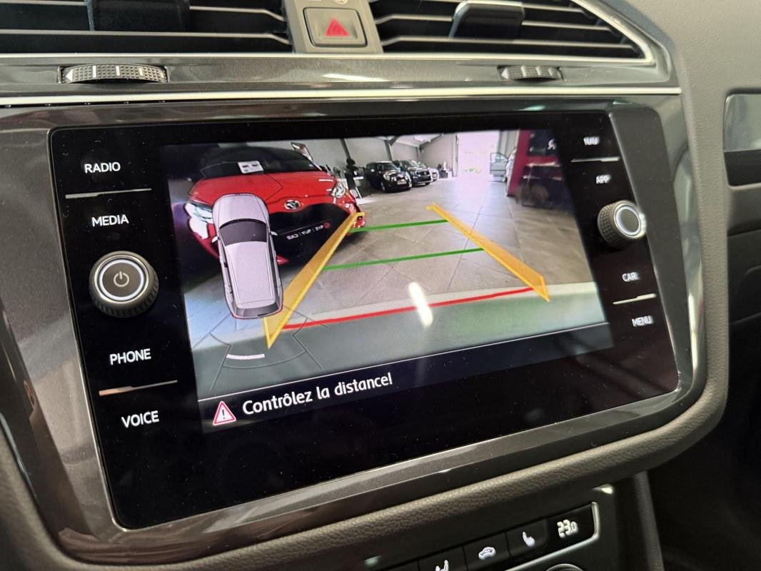 Volkswagen Tiguan - Photo 23