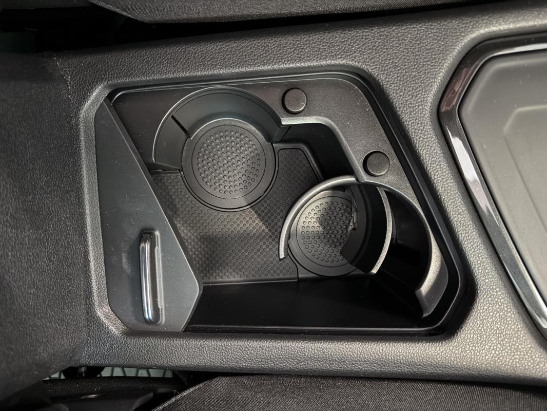 Volkswagen Tiguan - Photo 31