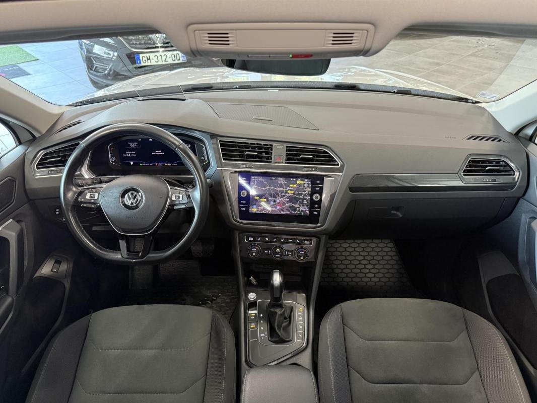 Volkswagen Tiguan - Photo 6