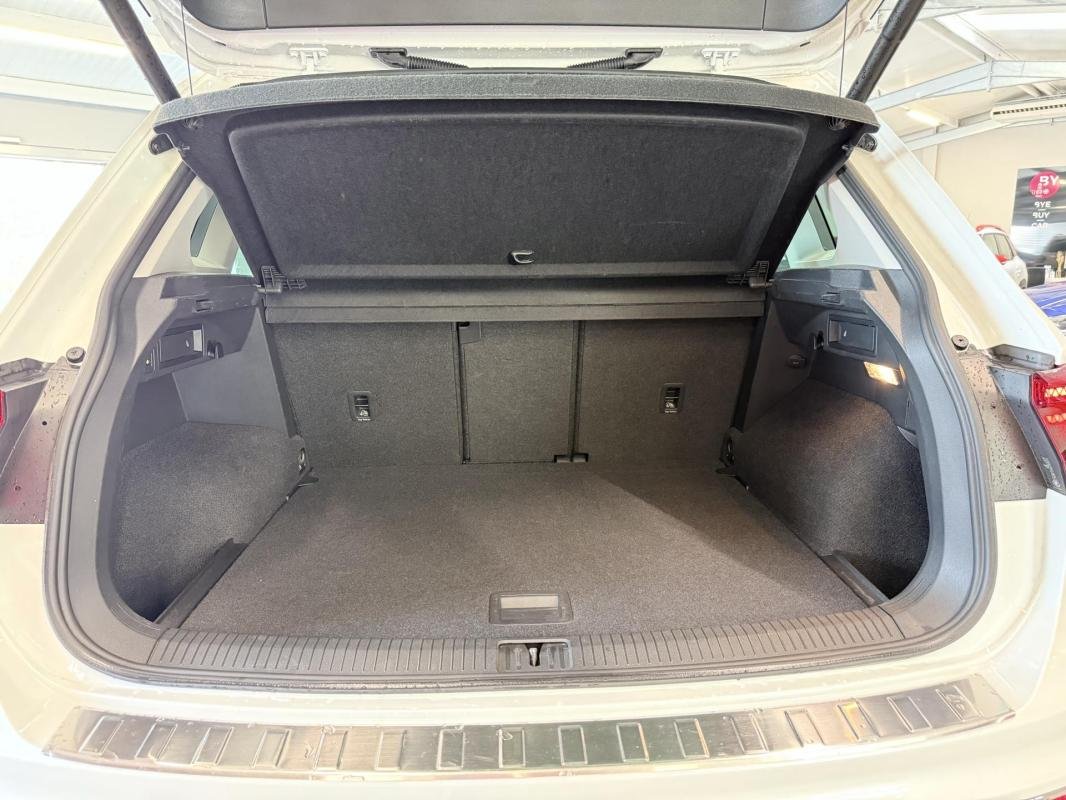 Volkswagen Tiguan - Photo 9