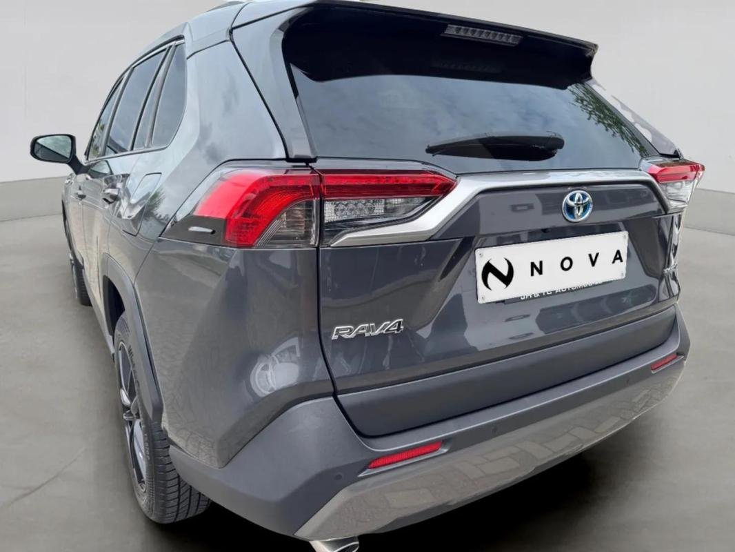 Toyota RAV4 - Photo 3