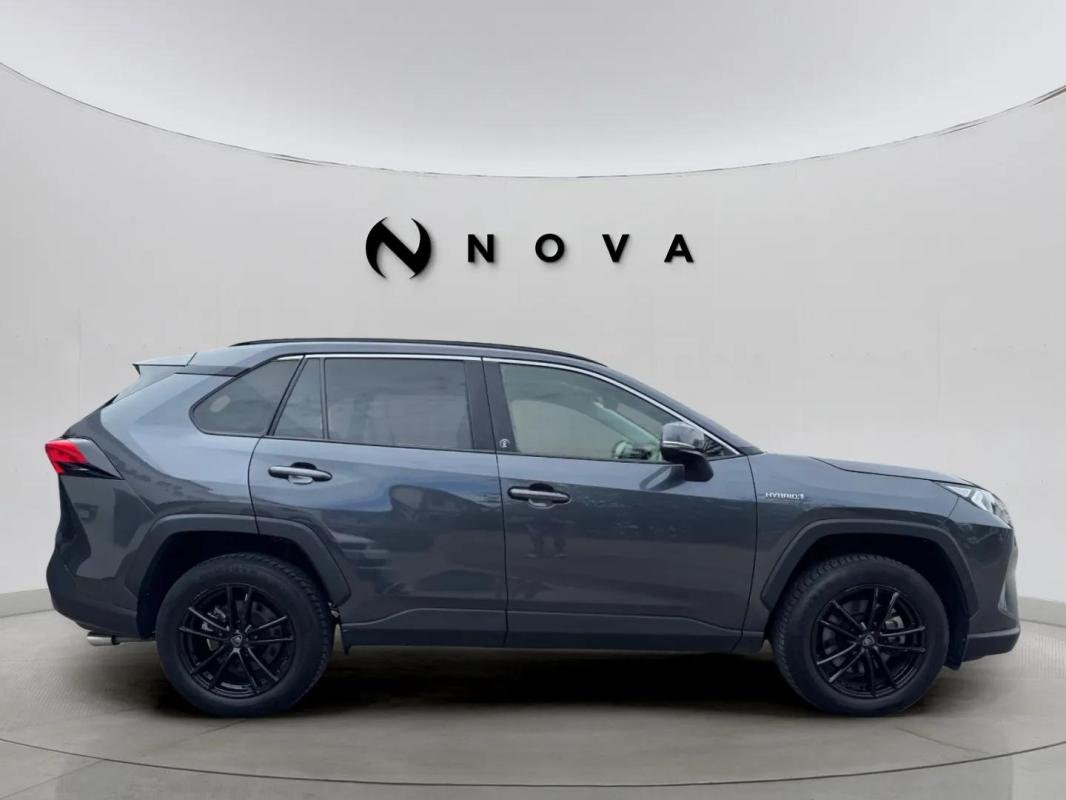 Toyota RAV4 - Photo 6
