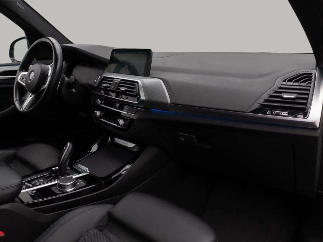 BMW X3 - Photo 9