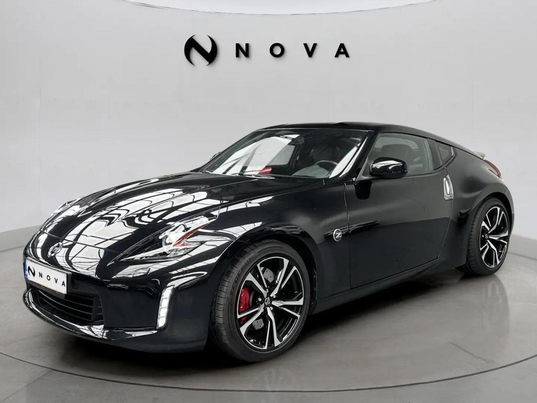 Nissan 370Z - Photo 1