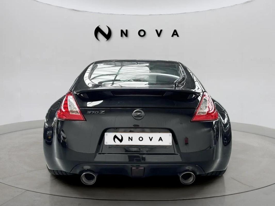 Nissan 370Z - Photo 3