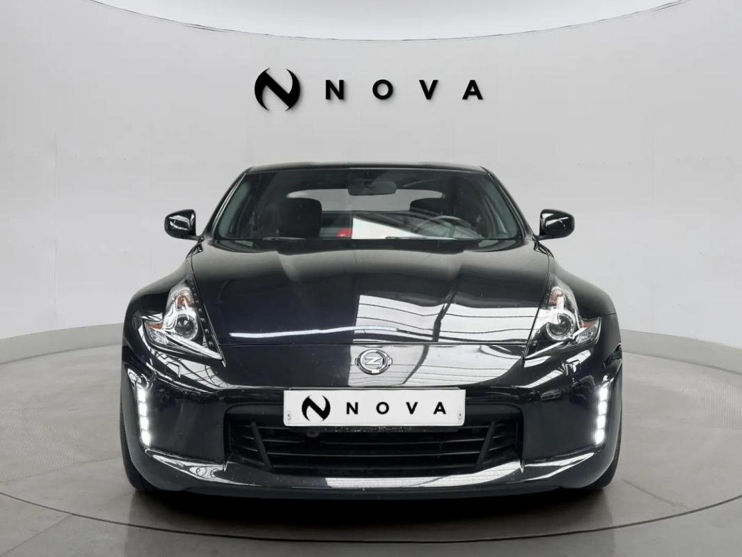 Nissan 370Z - Photo 4